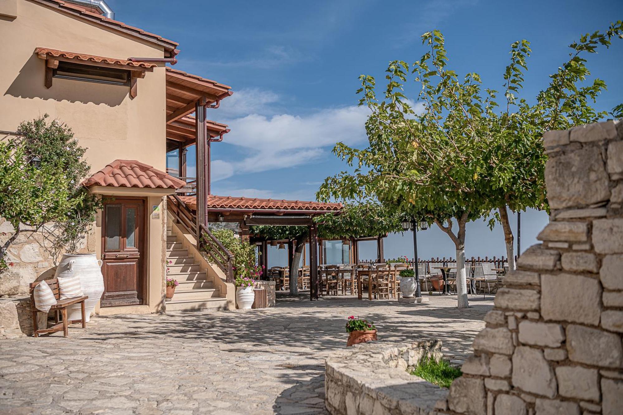 Earino Kato Asites Exterior foto